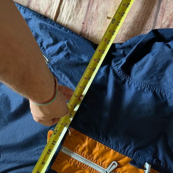 Vintage Nike Center Swoosh Windbreaker - Picture 6 of 6